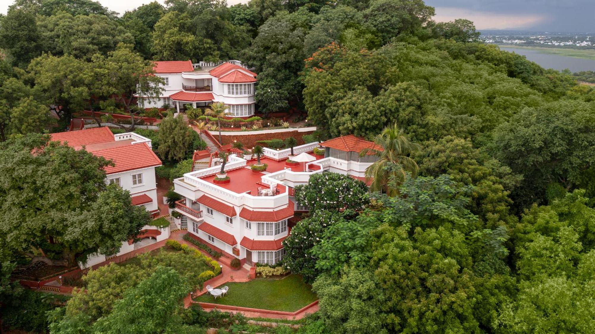 The Gateway Hotel Pasumalai Madurai Bagian luar foto